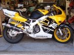 900rr6a.JPG